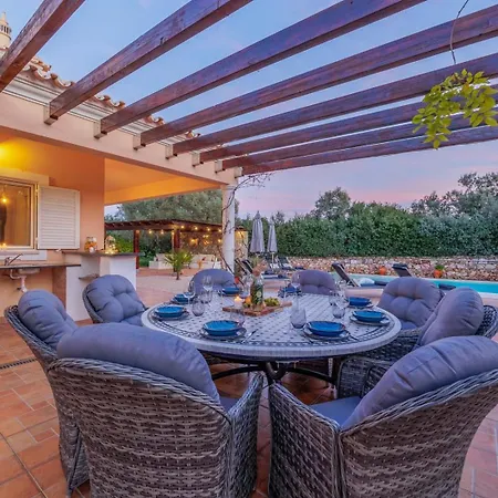 Stunning Countryside W Private Garden & Pool Villa *