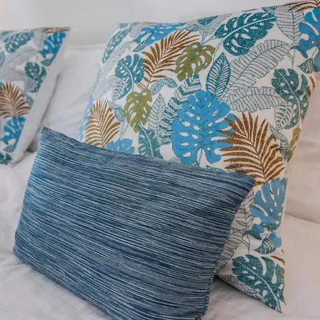 Stunning Countryside W Private Garden & Pool Alte