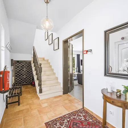 Stunning Countryside W Private Garden & Pool Alte