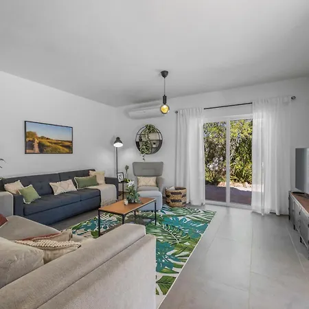 Villa Stunning Countryside W Private Garden & Pool Alte