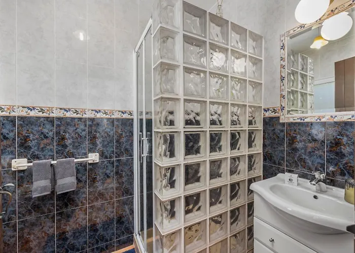 Stunning Countryside W Private Garden & Pool *