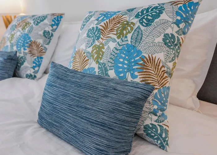 Stunning Countryside W Private Garden & Pool Alte